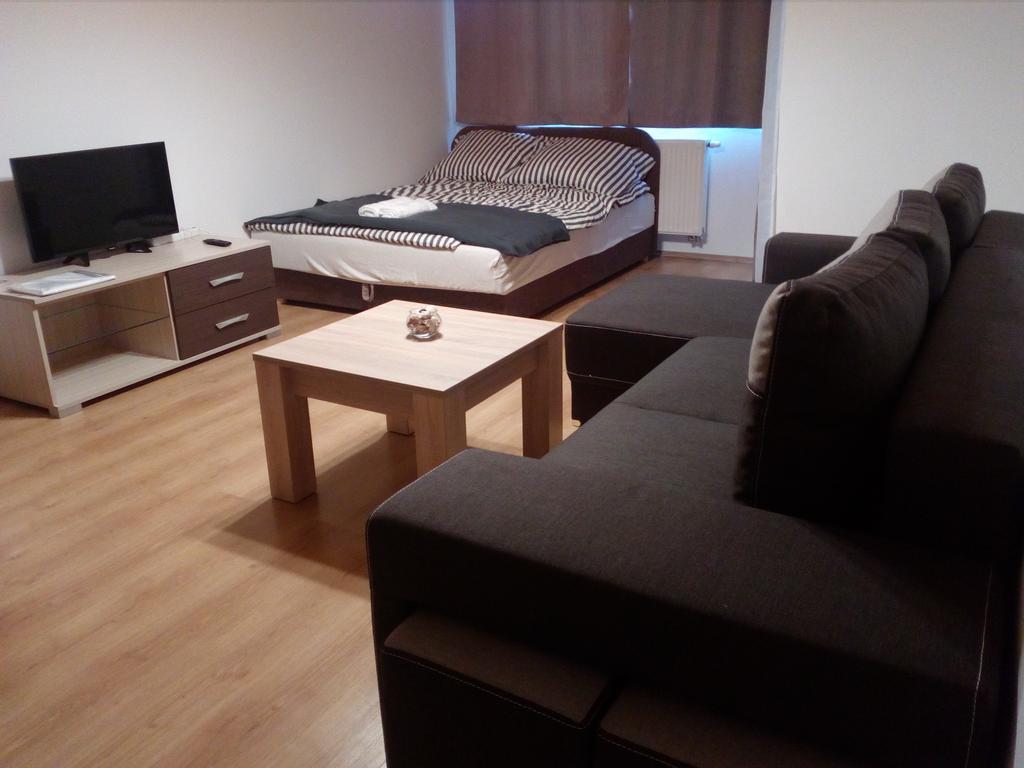 Gobe Apartman Hajdúszoboszló Εξωτερικό φωτογραφία