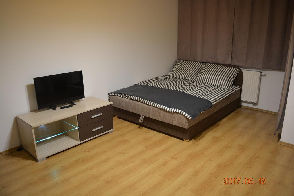 Gobe Apartman Hajdúszoboszló Εξωτερικό φωτογραφία